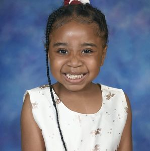 Meet your Posher, Diondra